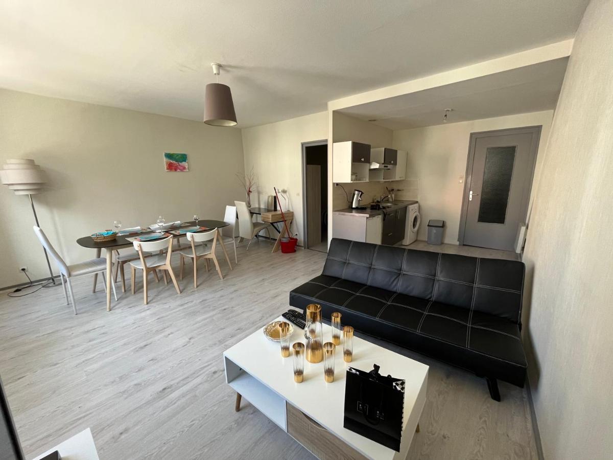 Appartement F2 Au Plein Centre Du Puy-En-Velay Le Puy-en-Velay Luaran gambar